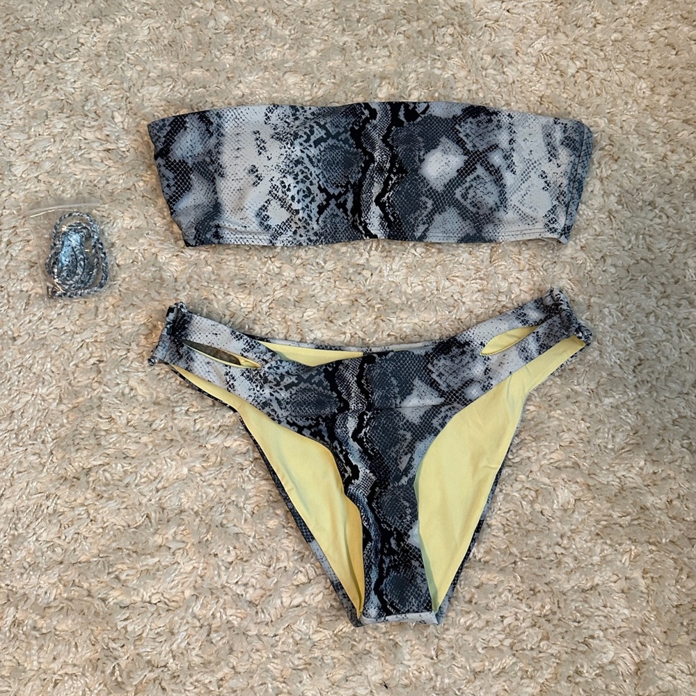NWOT Dolce Vita Python-Print Bandeau Bikini Top and Bottom - Medium